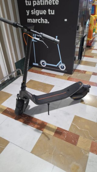 Patinete Xiaomi electric scooter 6 no es el mini