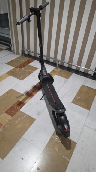Patinete Xiaomi electric scooter 6 no es el mini