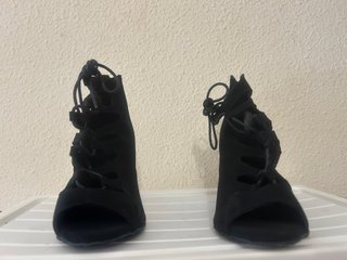 Botines de baile con cordones