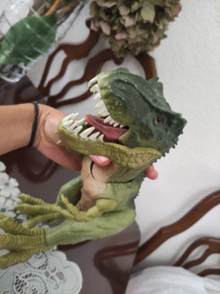 juguete dinosario Tyrannosaurus Rex Action