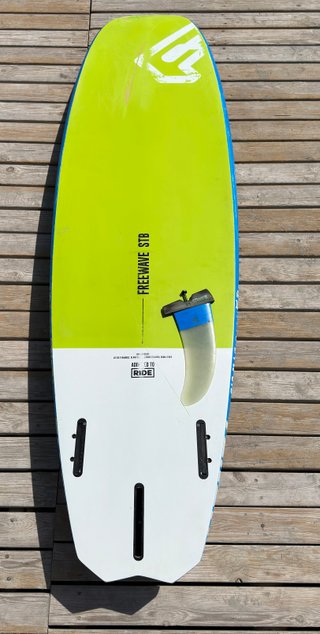 Tabla Windsurf Fanatic Freewave STB 105