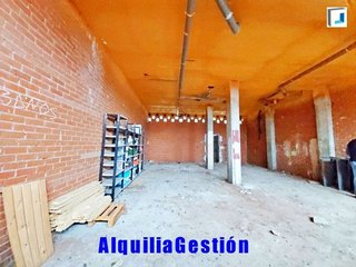 Local comercial en alquiler en Alovera