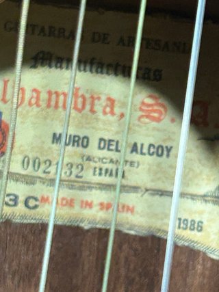 Guitarra alhambra muro de alcoy 1986