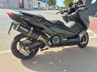 Yamaha Tmax 560