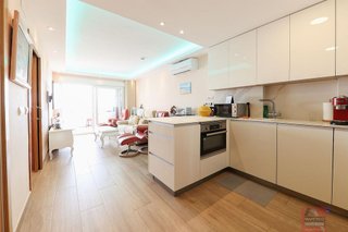Piso en venta en Puerto de la Torre - Atabal en Málaga