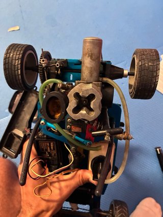 Coche RC Nitro 1/10 thunder tiger UNO