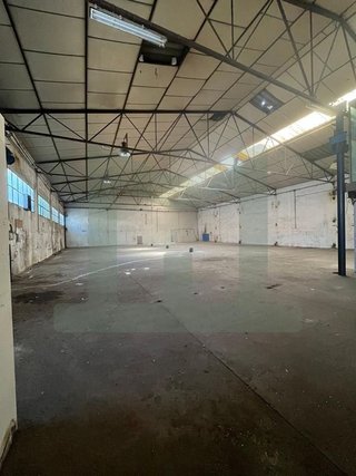 Nave industrial en venta en Camarma de Esteruelas
