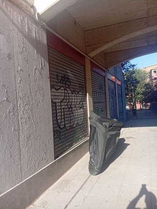 Local comercial en venta en Tres Olivos - Valverde en Madrid
