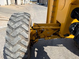 JOHN DEERE 772GP AWD **MATRICULADA**