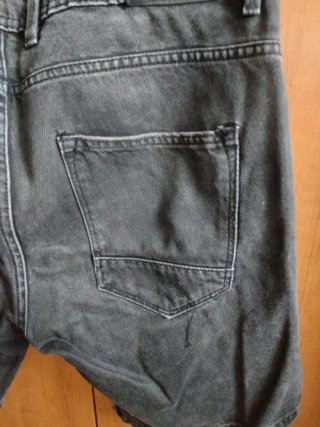 Pantalón corto vaquero Pull&Bear negro Roto Talla