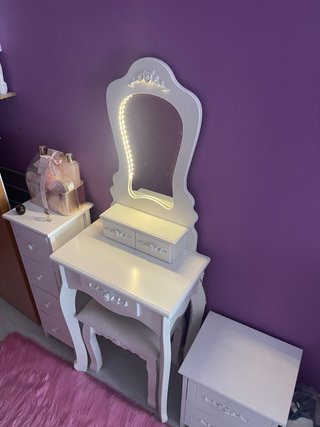 Tocador blanco con espejo y luz LED