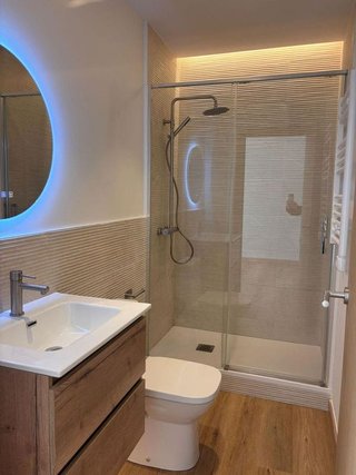 Local comercial en alquiler en La Vall d'Hebron en Barcelona