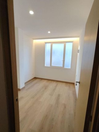Local comercial en alquiler en La Vall d'Hebron en Barcelona