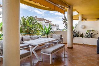 Dúplex en venta en Nueva Andalucía en Marbella
