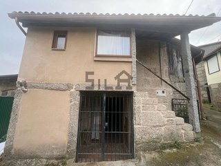 Chalet en venta en Amoeiro