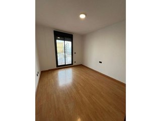 Piso en alquiler en Torrefiel en Valencia