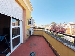 Casa adosada en venta en Campillos