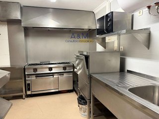 Local comercial en alquiler en Pº Zorrilla - Cuatro de Marzo en Valladolid