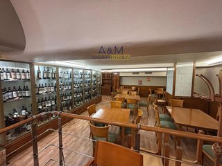 Local comercial en alquiler en Pº Zorrilla - Cuatro de Marzo en Valladolid