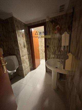Local comercial en alquiler en Pº Zorrilla - Cuatro de Marzo en Valladolid