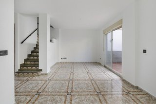 Casa adosada en venta en Ogíjares