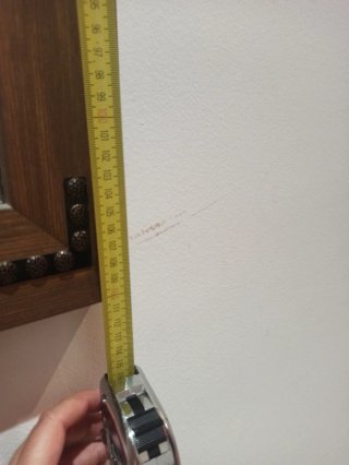 Recibidor de madera y metal