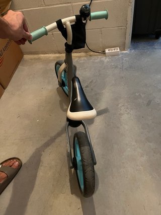 Bicicleta sin pedales Kinderkraft 2-4 años