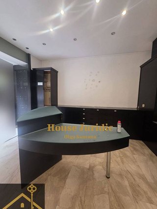 Local comercial en alquiler en Camí de la Serra en Mataró
