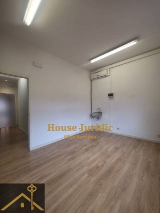 Local comercial en alquiler en Camí de la Serra en Mataró