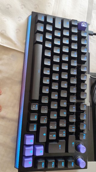 Lote cascos auriculares teclado y raton
