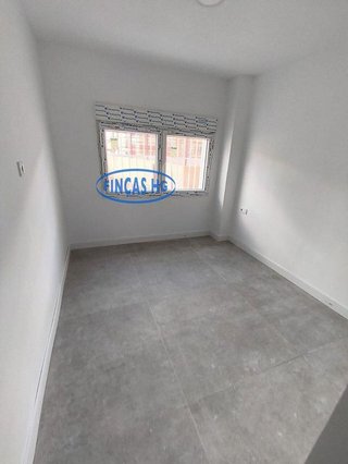 Piso en venta en Campoamor en Alicante