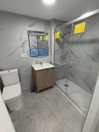 Piso en venta en Campoamor en Alicante