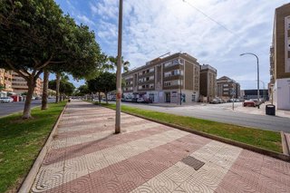 Garaje en venta en Las Salinas en Roquetas de Mar