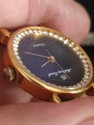 Reloj Mathey-Tissot Mujer Vintage Oro y Negro