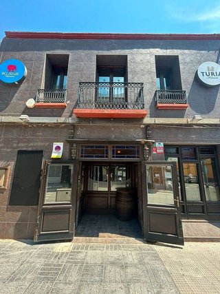 Local comercial en alquiler en Núcleo Urbano en Pobla de Vallbona (la)
