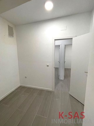 Local comercial en venta en Montesa en Esplugues de Llobregat