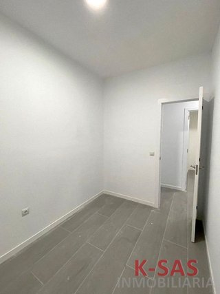 Local comercial en venta en Montesa en Esplugues de Llobregat