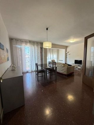 Piso en alquiler en Joc de la Bola - Camps d'Esports - Ciutat Jardí - Montcada en Lleida