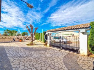 Chalet en venta en Busot