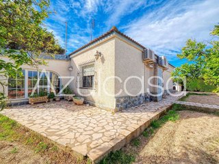 Chalet en venta en Busot