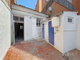 Local comercial en alquiler en Montgat