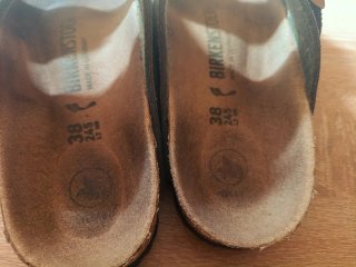 Birkenstock veganas caqui