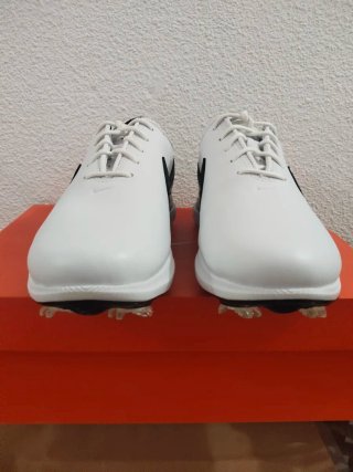 Zapatillas Golf Nike Victory tour 2 talla 40 Nueva