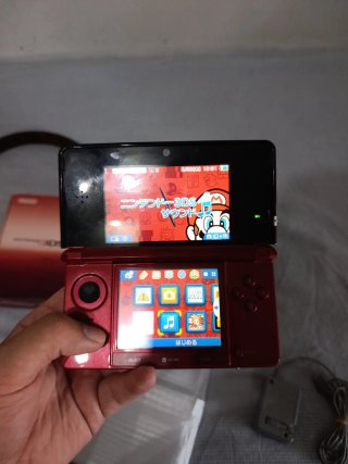 Nintendo 3DS Roja Japonesa