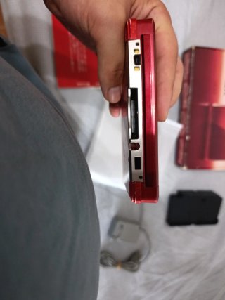 Nintendo 3DS Roja Japonesa