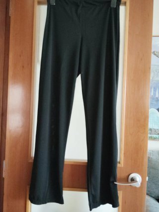 Pantalón ancho negro muy fresco
