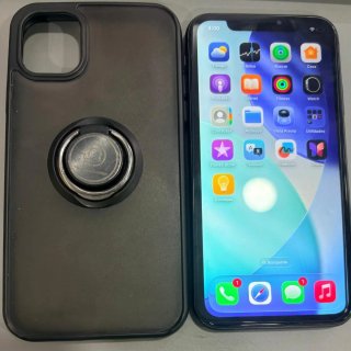 iPhone 11 Negro/Blanco Casi Sin Uso