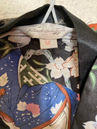 Bata Kimono Estampado Floral y Abanicos