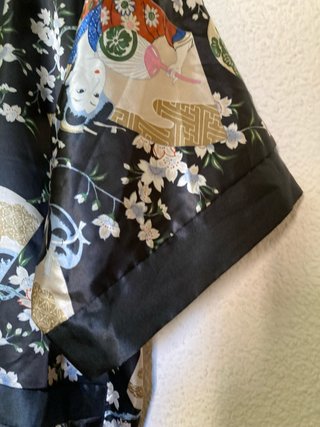 Bata Kimono Estampado Floral y Abanicos