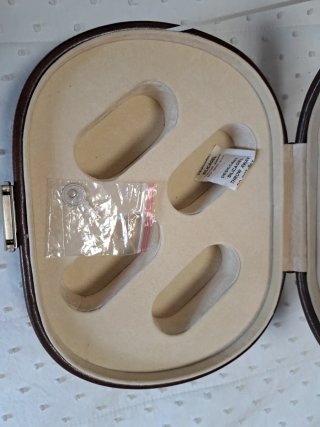 Joyero para relojes con tapa de cristal